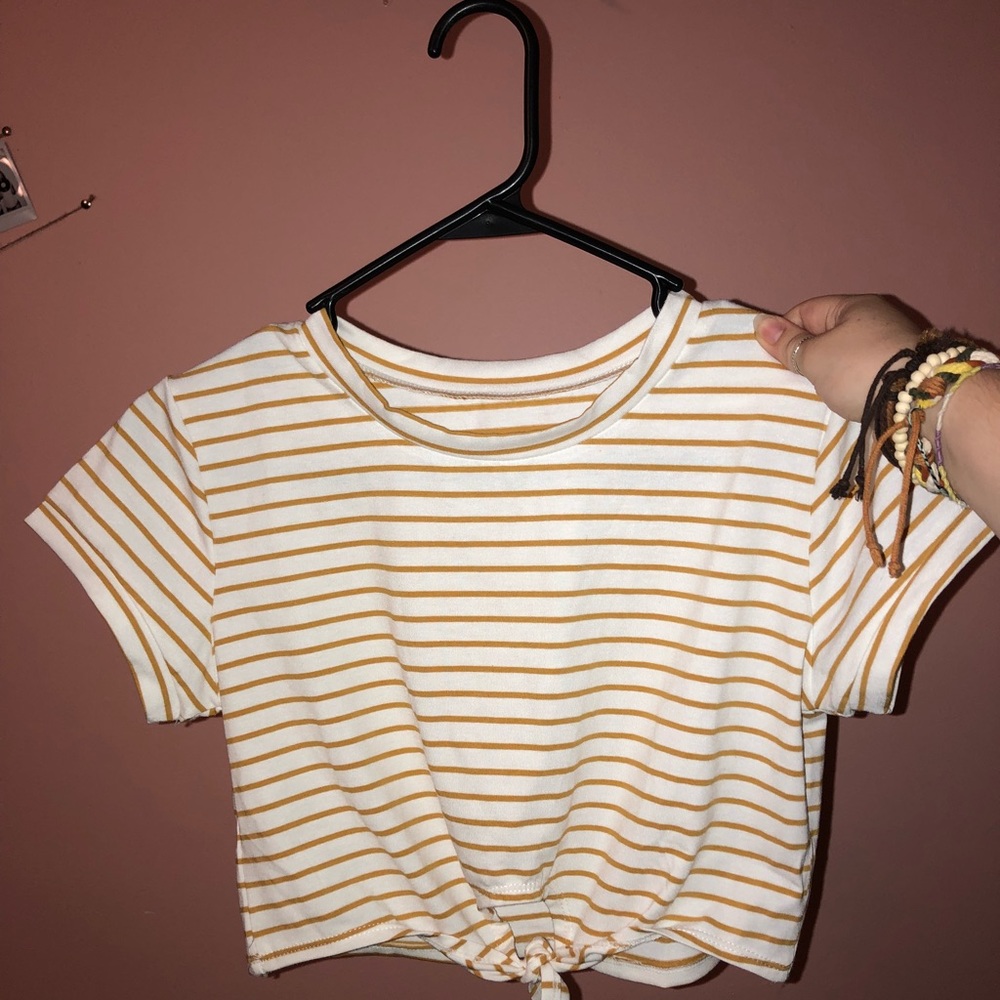 Knot front stripped crop tee